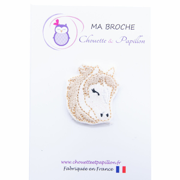 broche cheval blanc paillettes