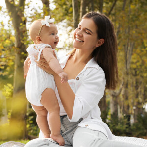 Bandeau bébé noeud noué blanc