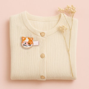 Barrette bébé fille chat à lunettes – Brodée anti-glisse