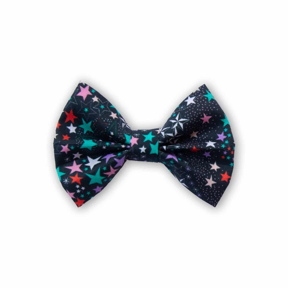 barrette-noeud-liberty-adelajda-vert-anti-glisse-enfnat Barrette enfant nœud papillon en tissu Liberty Adeladja vert foncé, parsemé d’étoiles multicolores, système anti-glisse – Chouette & Papillon